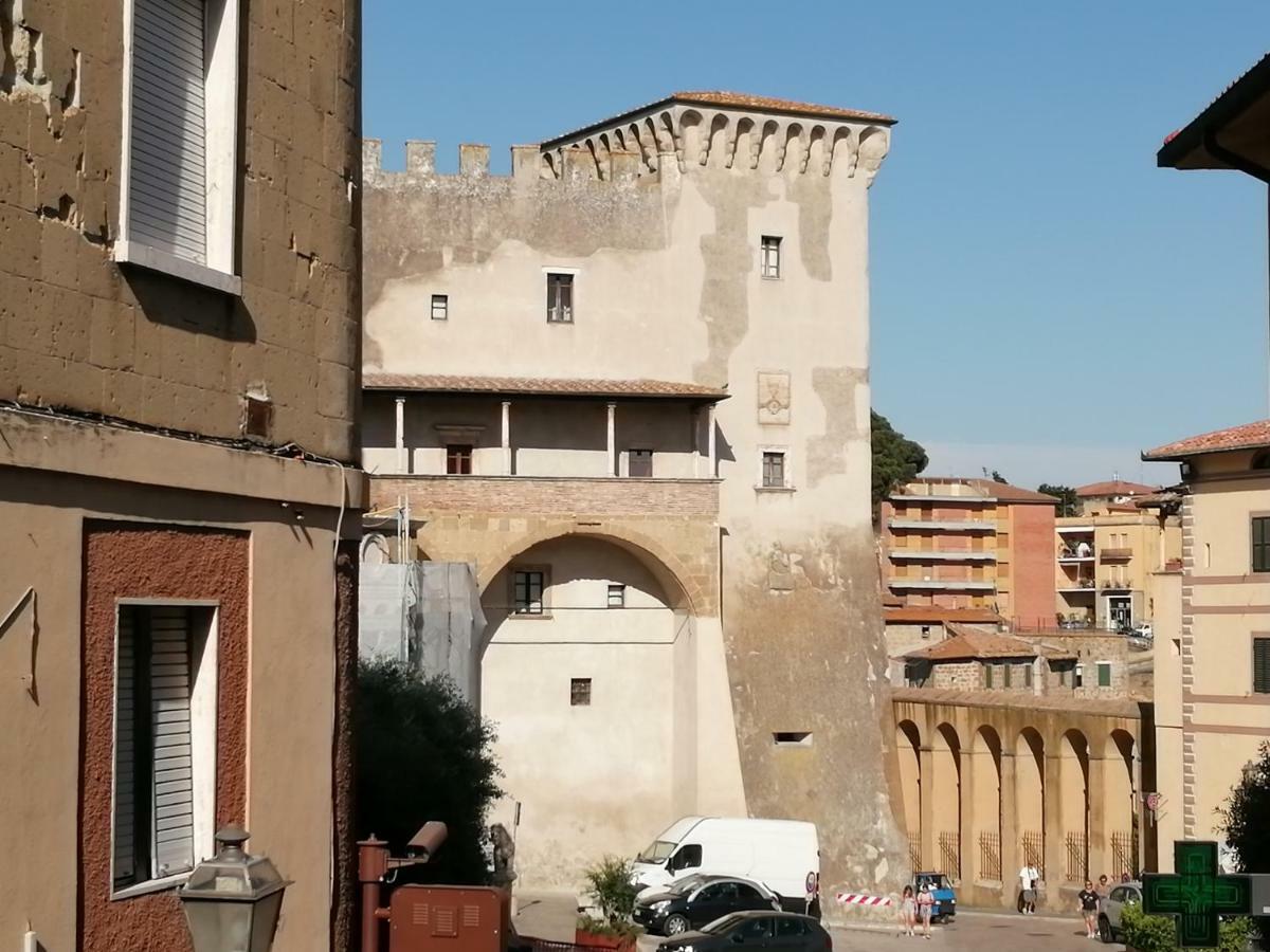 Km 0 Dal Centro By Tiziana Monaldi Hotel Pitigliano Kültér fotó