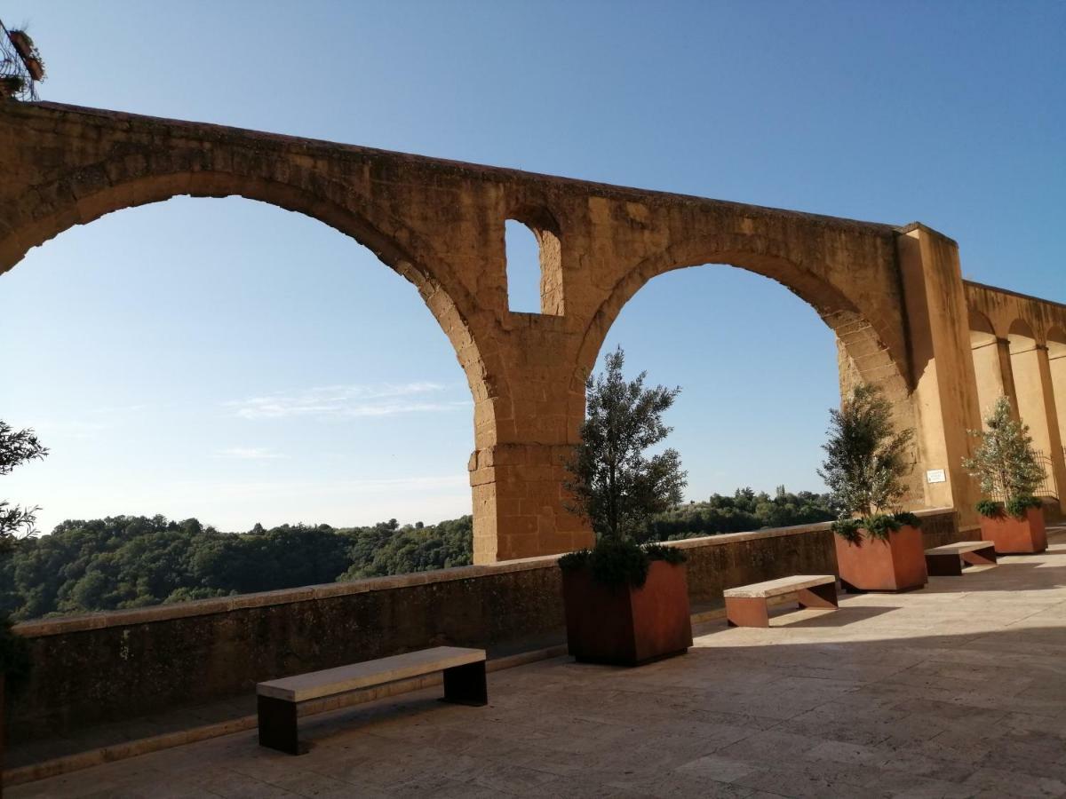 Km 0 Dal Centro By Tiziana Monaldi Hotel Pitigliano Kültér fotó